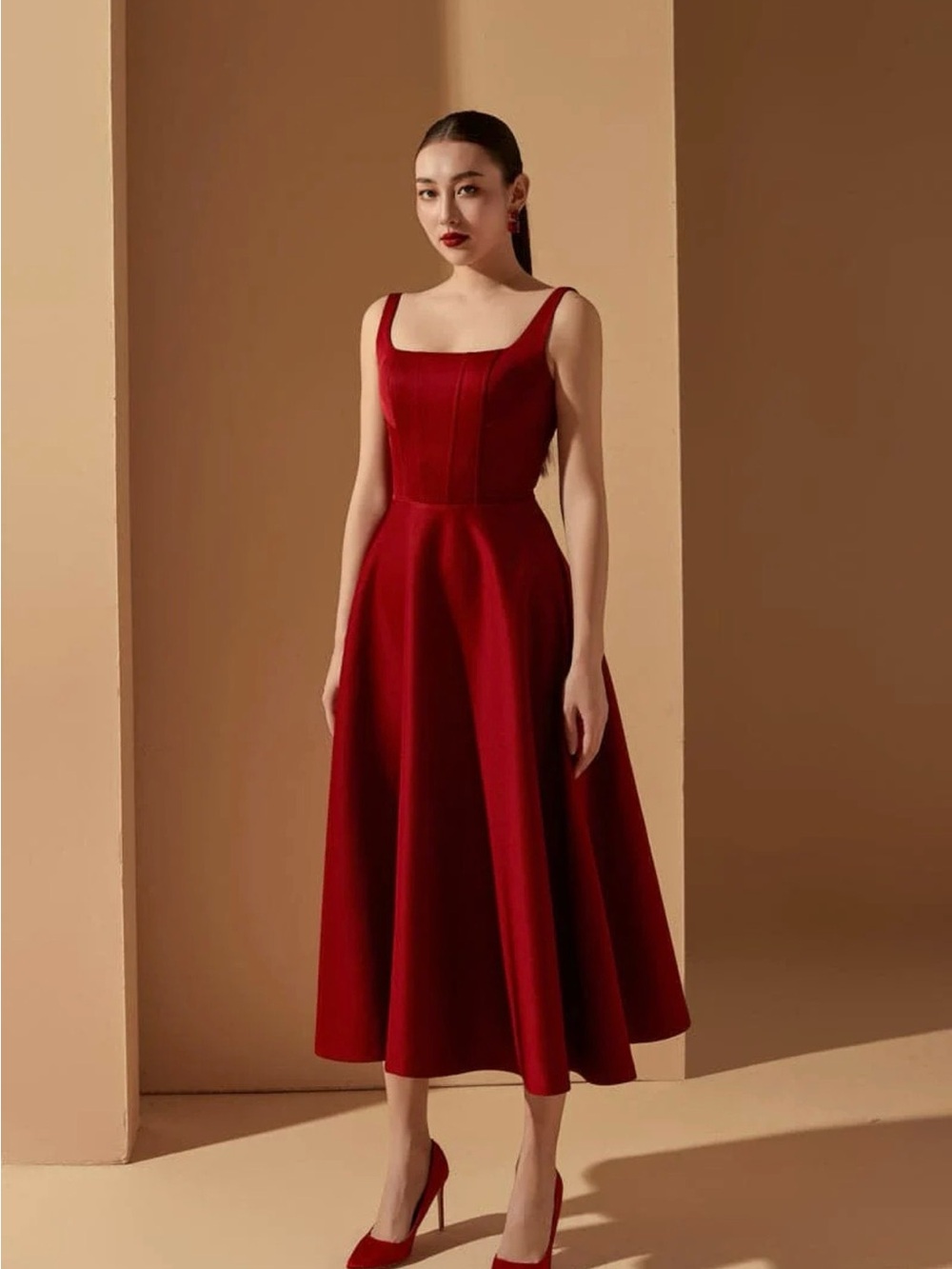 CULT MIA Women’s Red Midi Dress
Brand 21Six